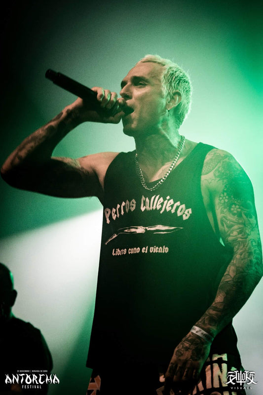 CAMISETA CLÁSICA TIRANTES