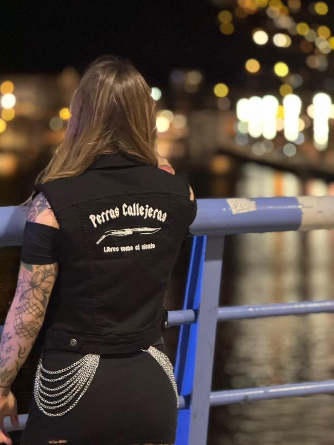 Chaleco vaquero bordado