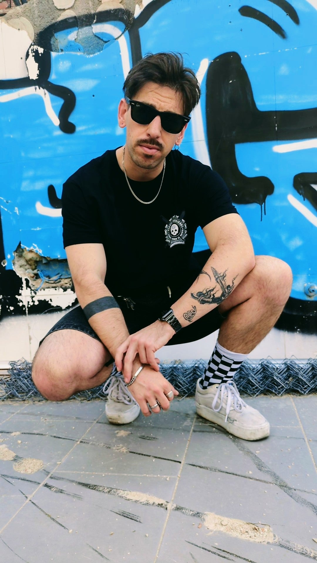 Camiseta Hood