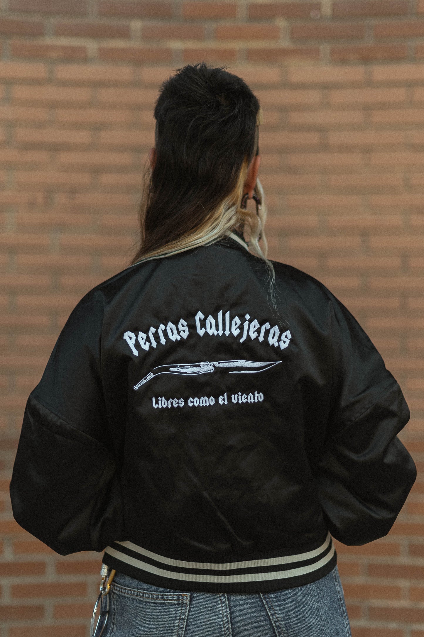 Chaqueta satinada Universidad Callejera