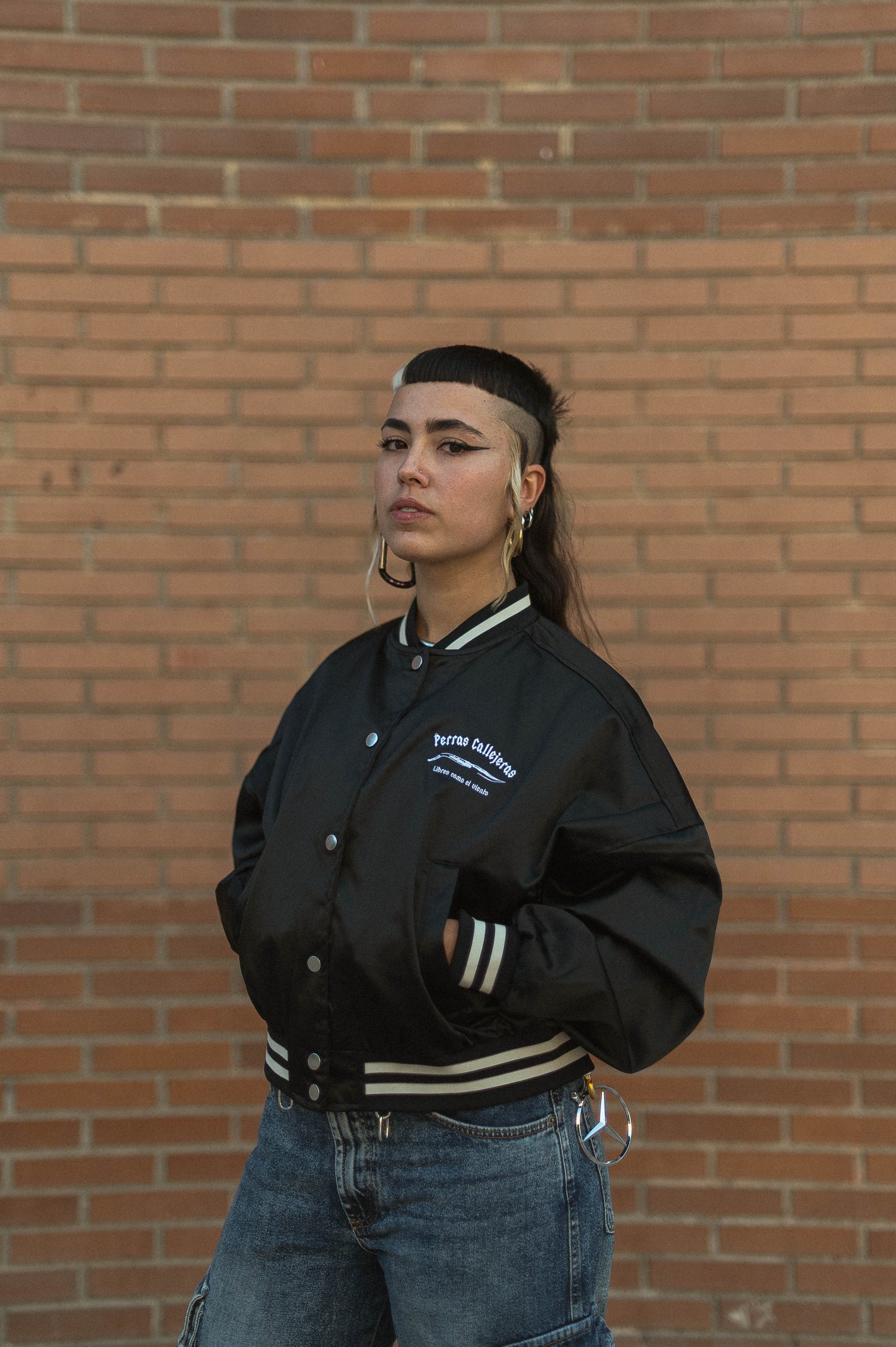 Chaqueta satinada Universidad Callejera
