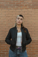 BOMBER DE INVIERNO BORDADA DE PERRAS CALLEJERAS