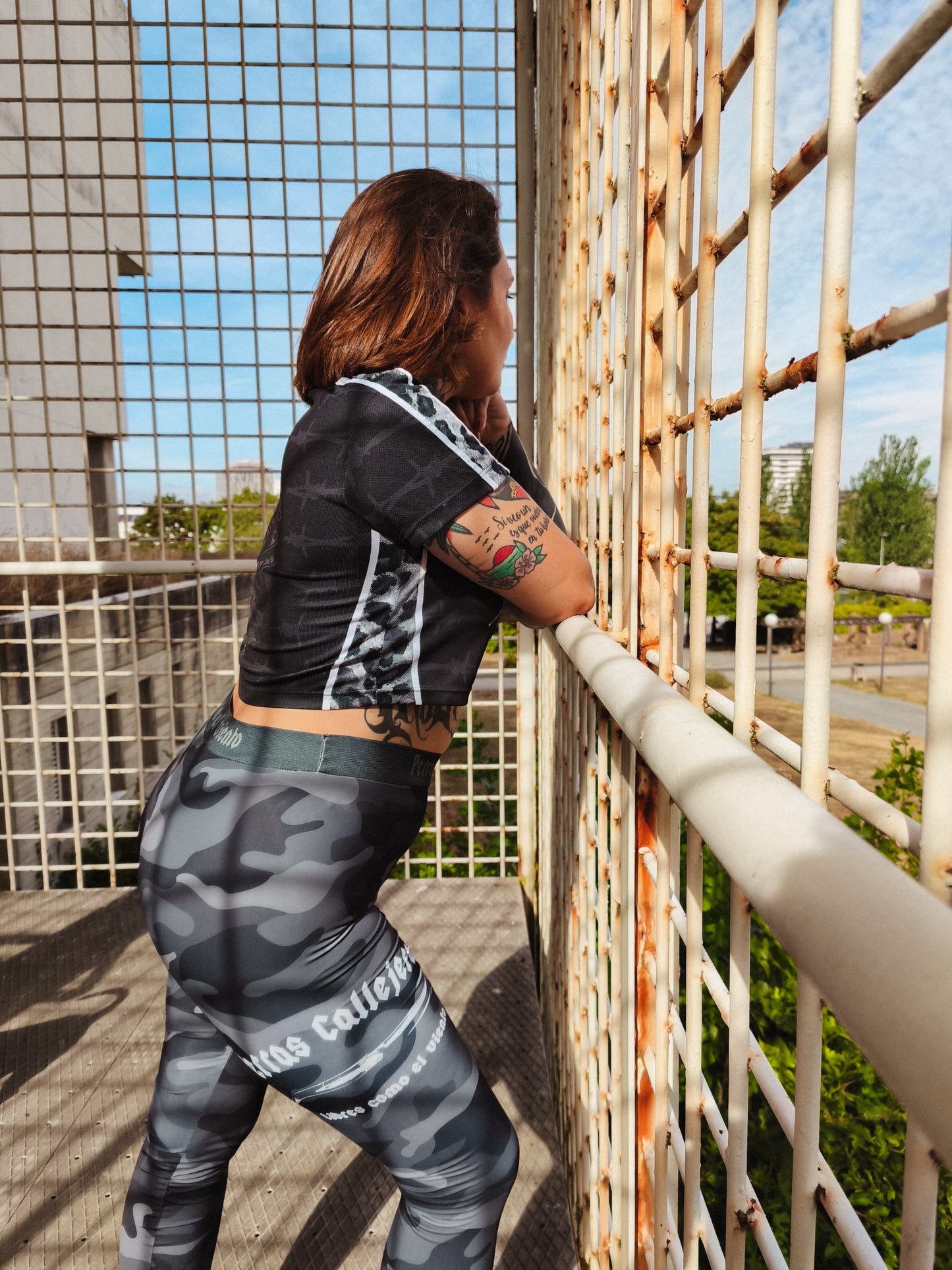 Camiseta Futbol Croptop Perras
