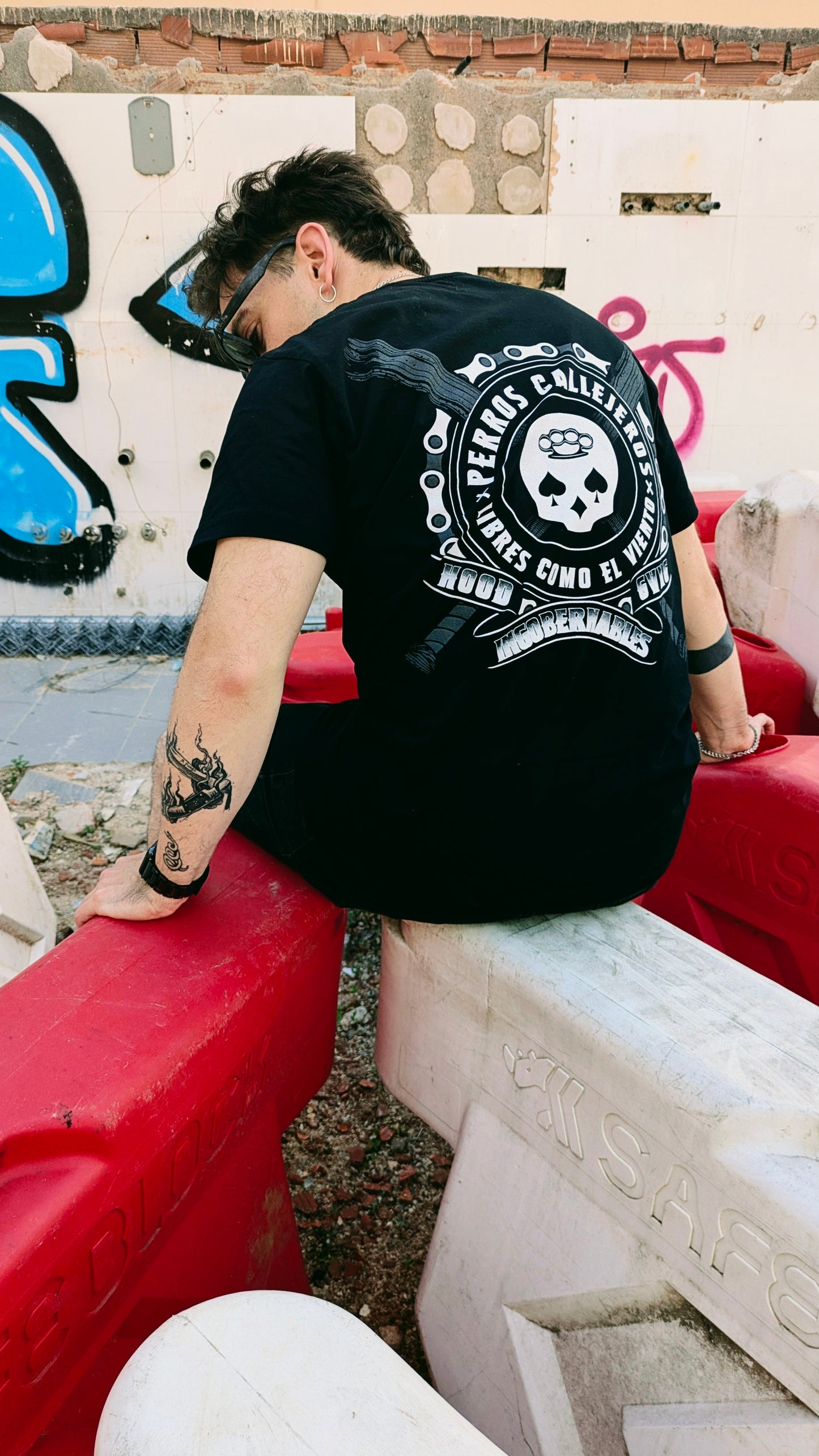 Camiseta Hood