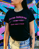 Camiseta letras rosas